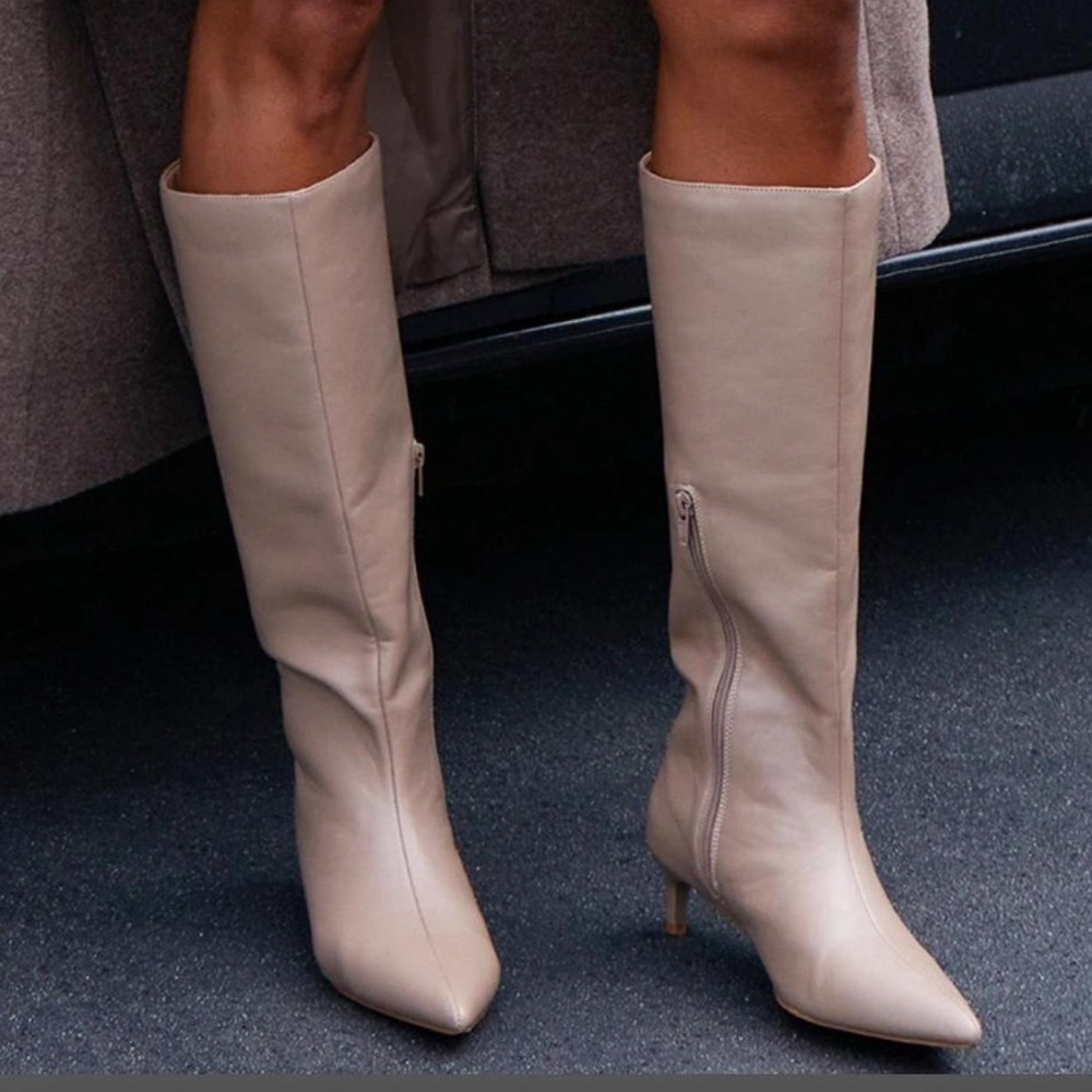 Pretty little thing boots